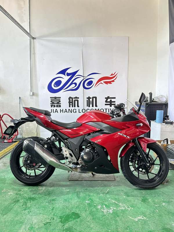 二手豪爵铃木GSX250R
