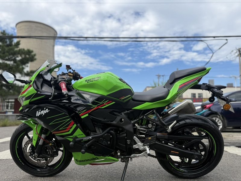 二手川崎ZX-4R