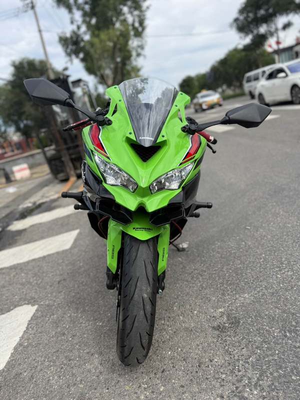 二手川崎ZX-4R