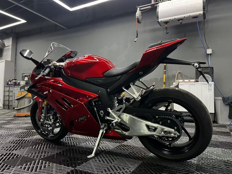 二手张雪机车820RR