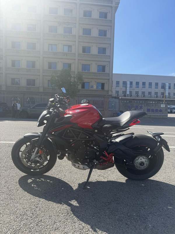 二手奥古斯塔Brutale 800