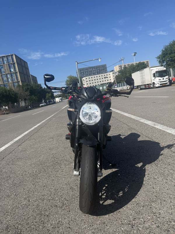 二手奥古斯塔Brutale 800