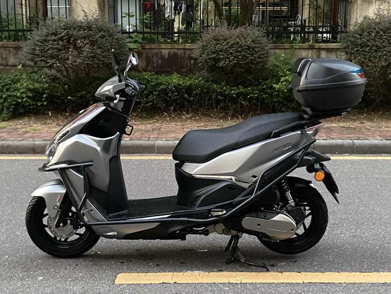 二手QJMOTOR鸿150RS