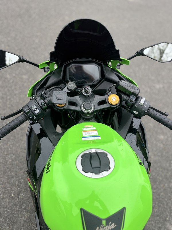 二手川崎ZX-4R