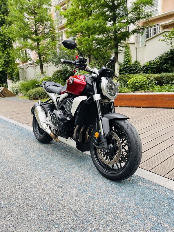二手本田CB1000R