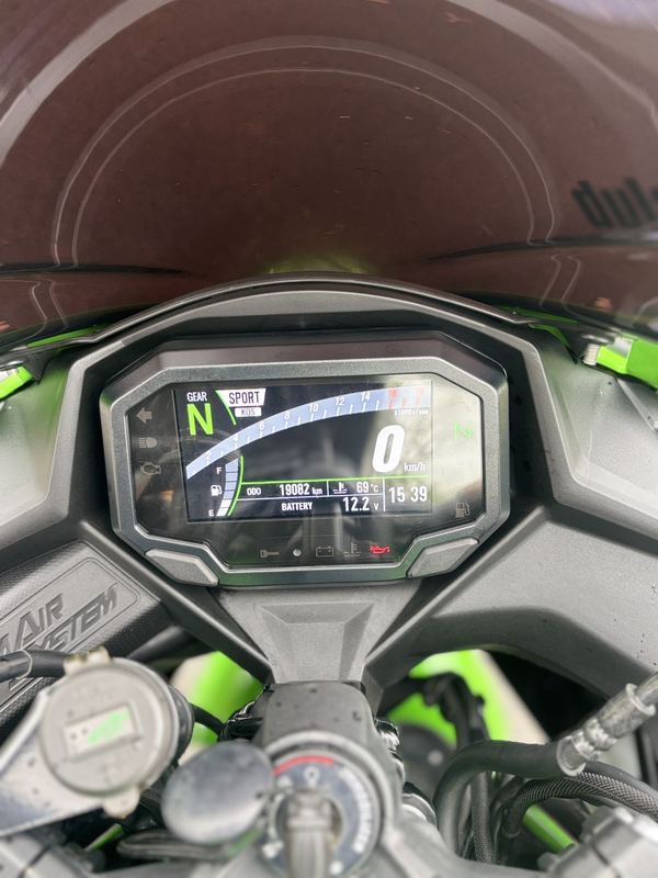 二手川崎ZX-4R