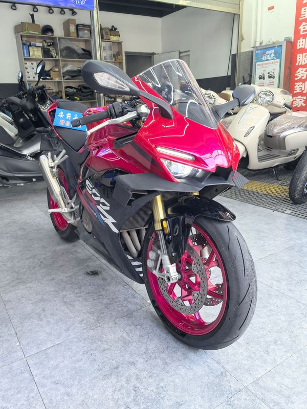 二手张雪机车500RR