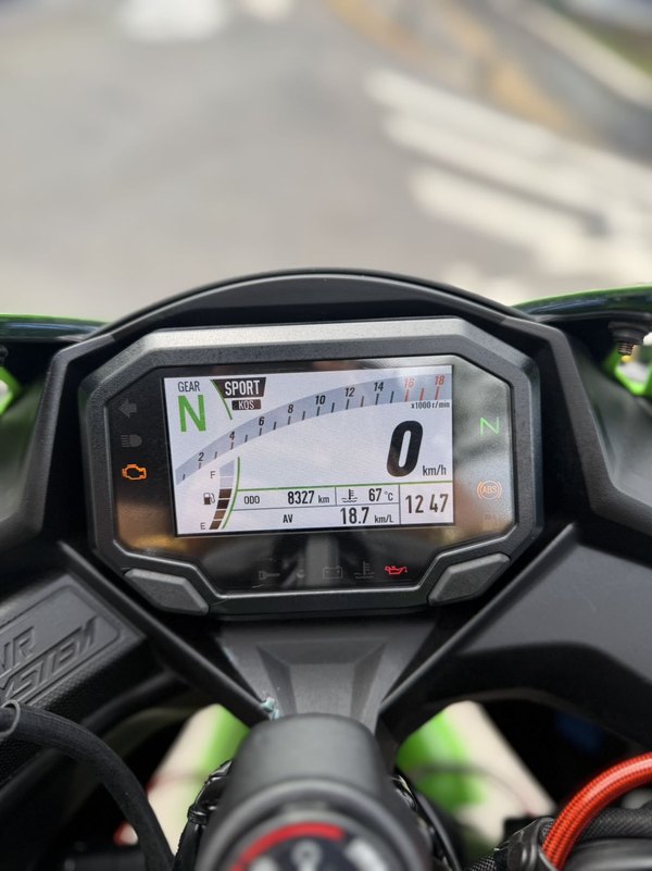 二手川崎ZX-4R