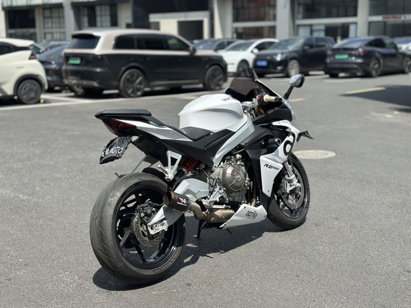 二手阿普利亚RS 660 
