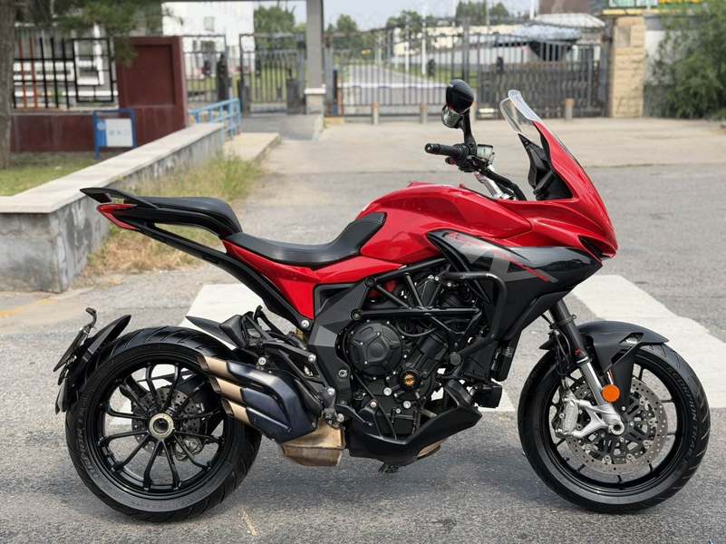 二手奥古斯塔Turismo Veloce 800