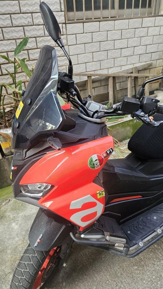 二手阿普利亚SR GT 200
