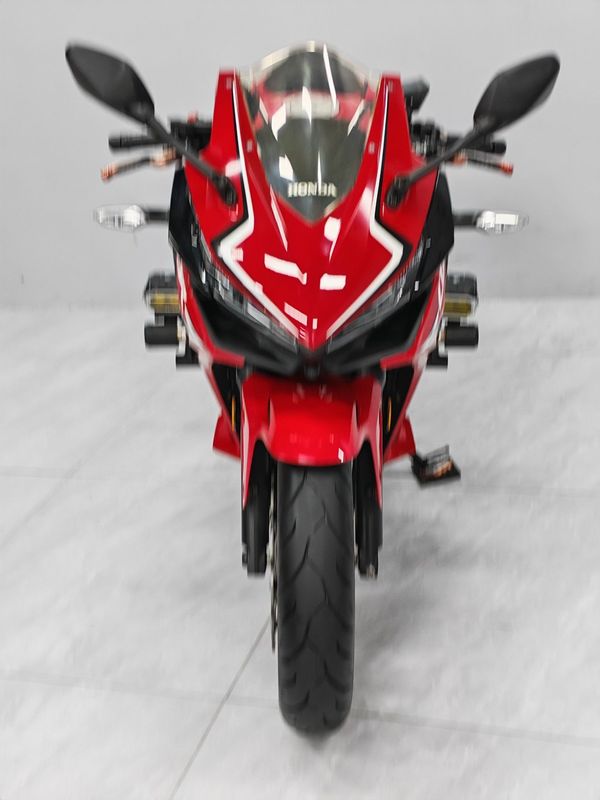 二手本田CBR400R