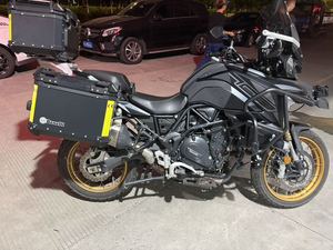 二手贝纳利TRK702