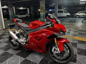二手张雪机车820RR