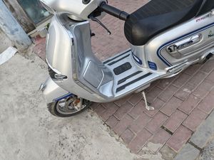 二手无极SR150C