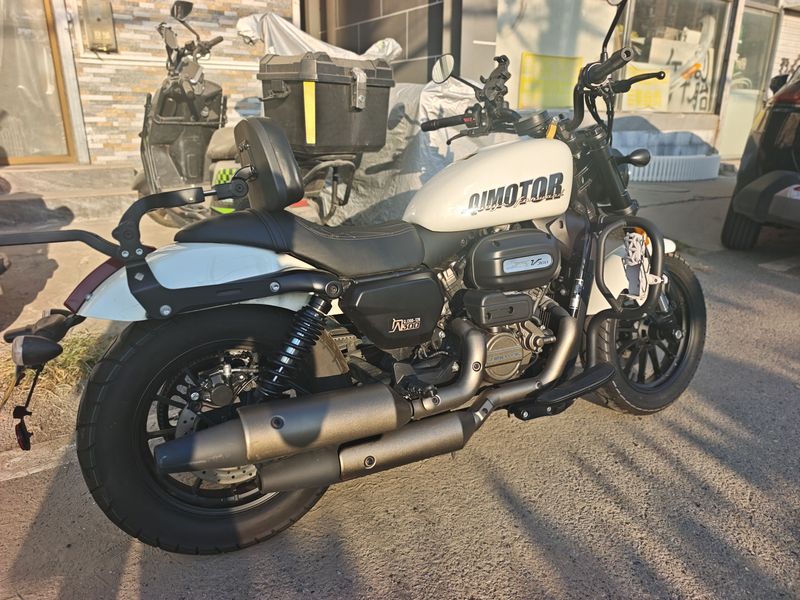 二手QJMOTOR闪300