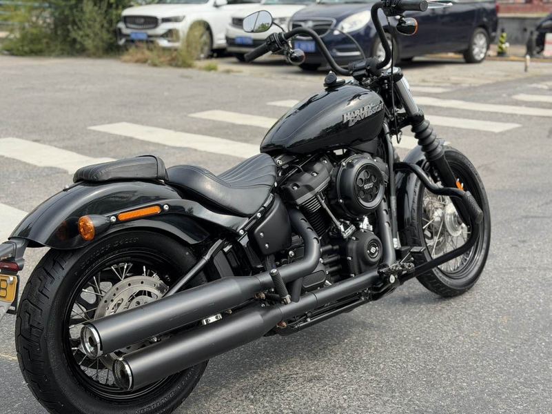 二手哈雷戴维森街霸 Street Bob