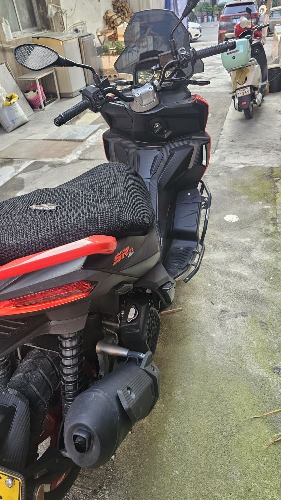 二手阿普利亚SR GT 200