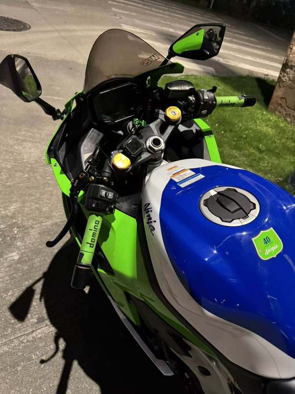 二手川崎ZX-4R