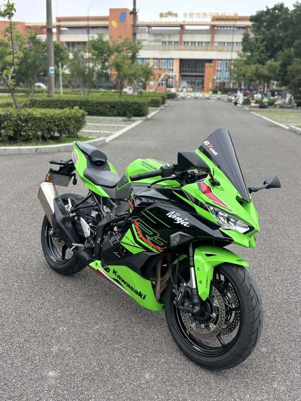 二手川崎ZX-4R