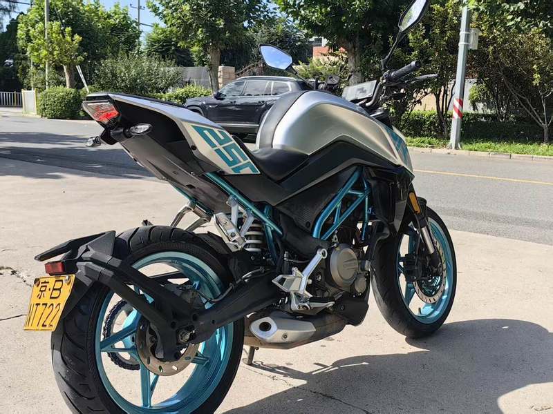 二手春风250NK