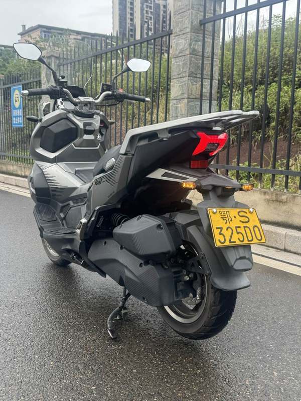 二手三阳哈士奇 Husky ADV150