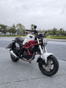 二手银钢小怪兽150
