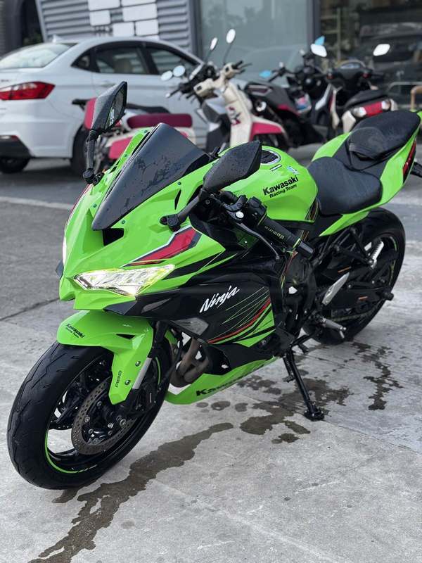 二手川崎ZX-4R