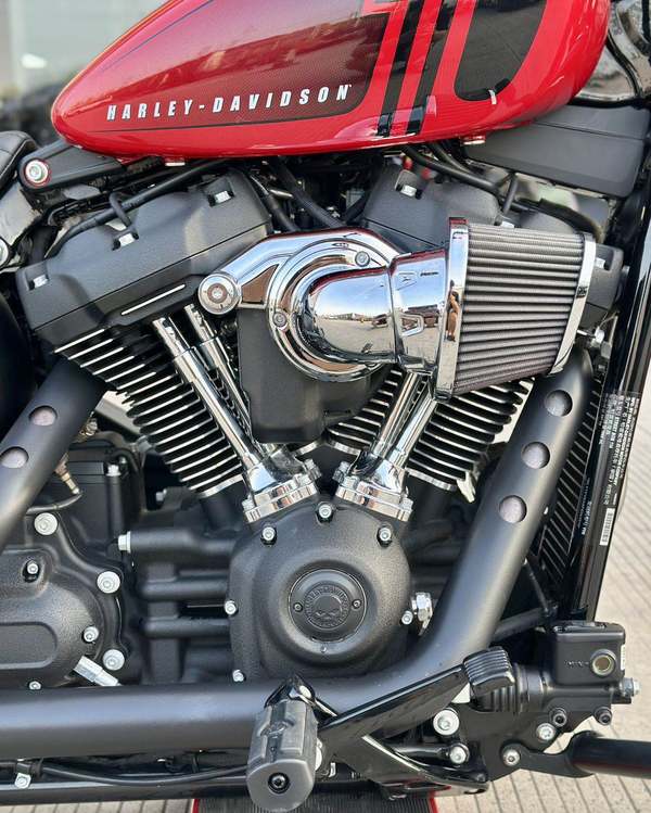 二手哈雷戴维森街霸 Street Bob