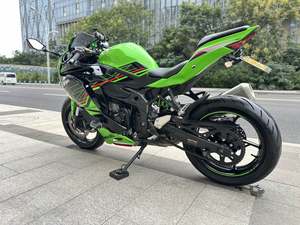 二手川崎ZX-4R