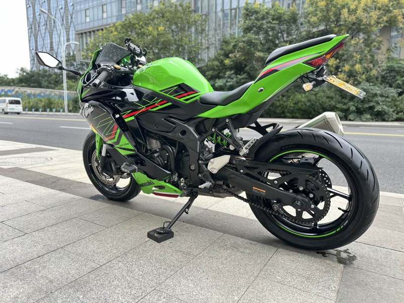 二手川崎ZX-4R