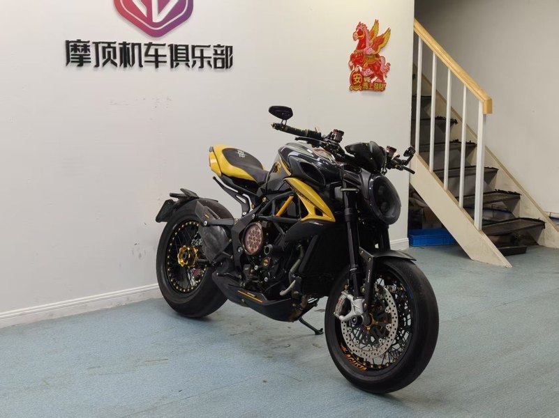 二手奥古斯塔Dragster 800