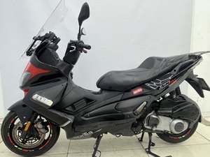 二手宗申阿普利亚SR Max 300 