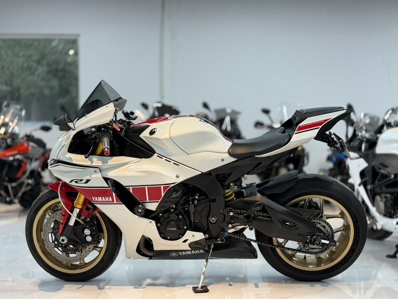 二手雅马哈YZF-R1