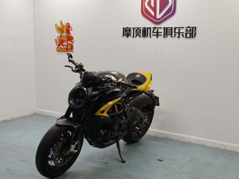 二手奥古斯塔Dragster 800