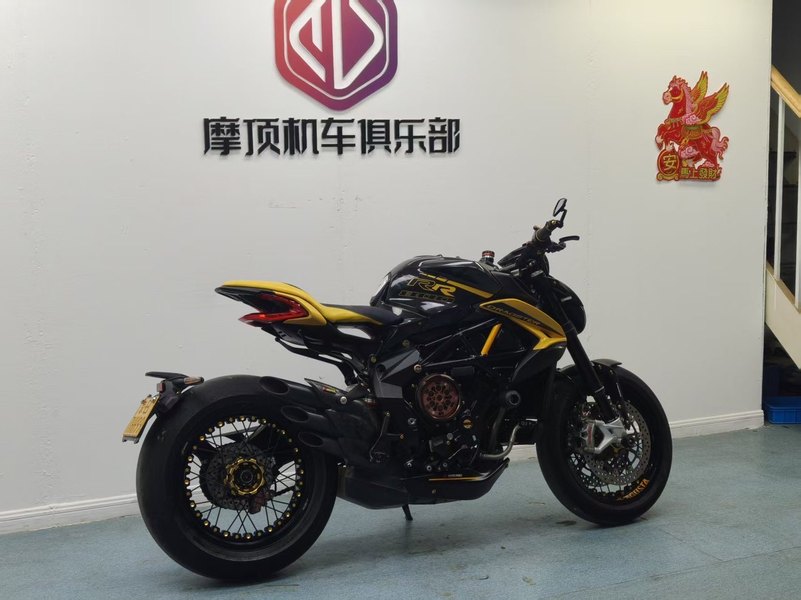 二手奥古斯塔Dragster 800