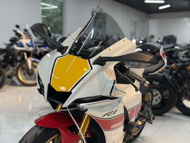 二手雅马哈YZF-R1