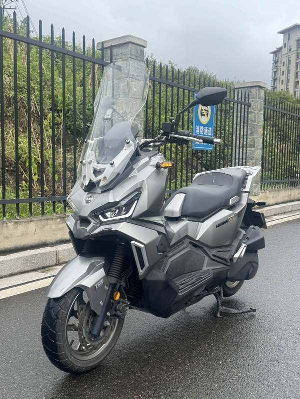 二手三阳哈士奇 Husky ADV150