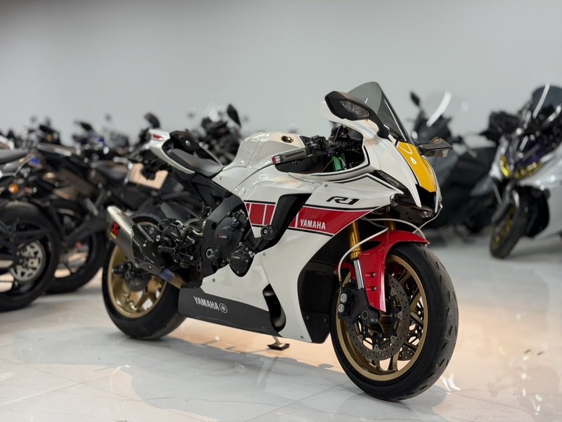 二手雅马哈YZF-R1