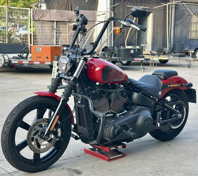 二手哈雷戴维森街霸 Street Bob
