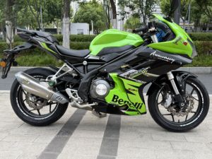 二手贝纳利龙卷风 Tornado 302R