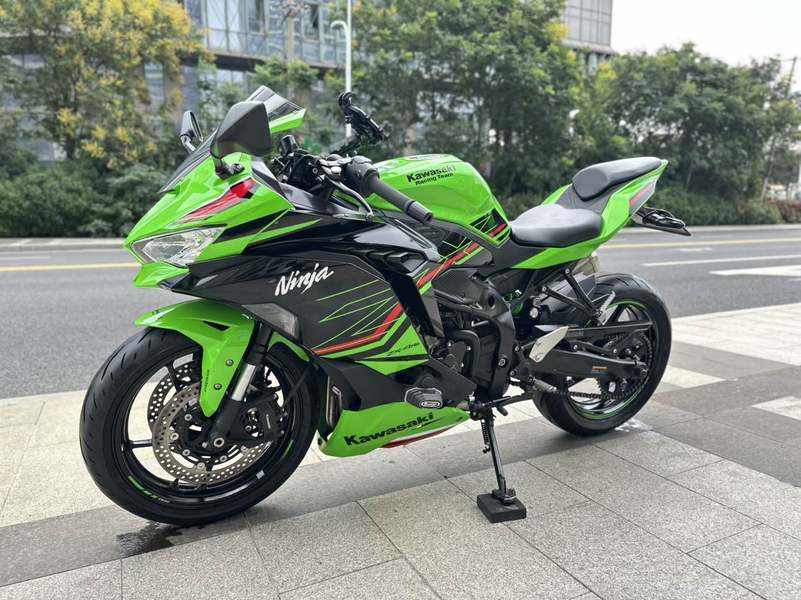 二手川崎ZX-4R