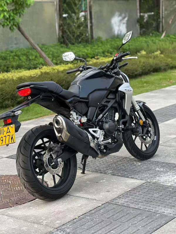 二手本田CB300R