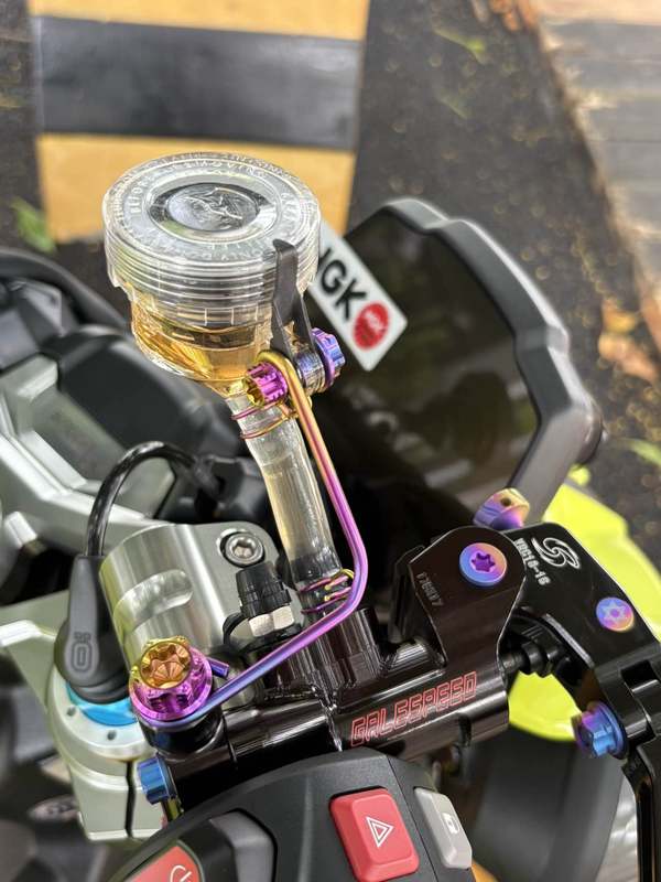 二手凯旋Speed Triple 1200