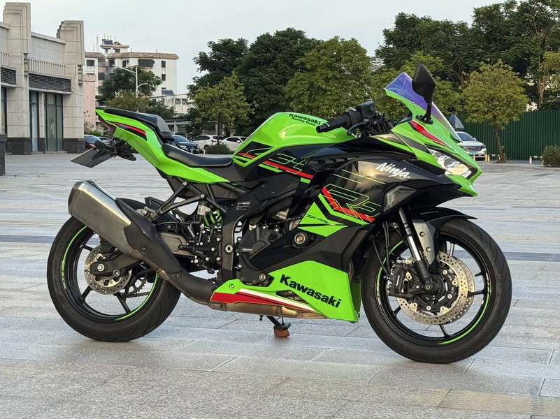 二手川崎ZX-4R