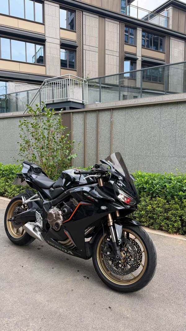 二手本田CBR650R