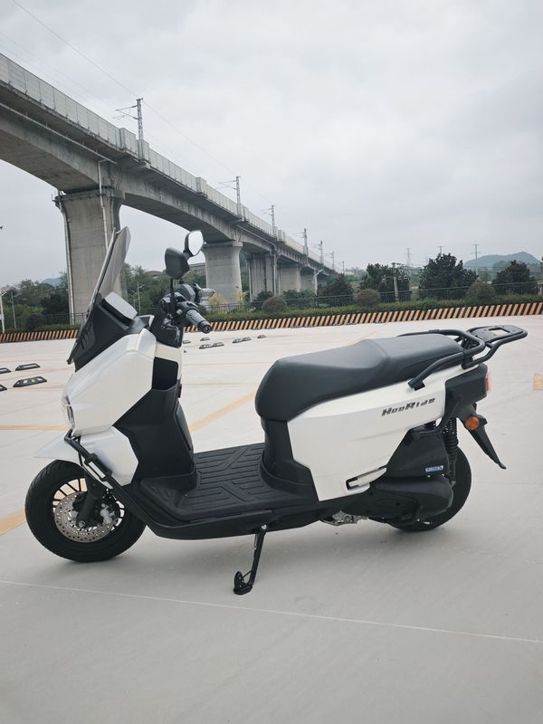 二手五羊本田HooRide