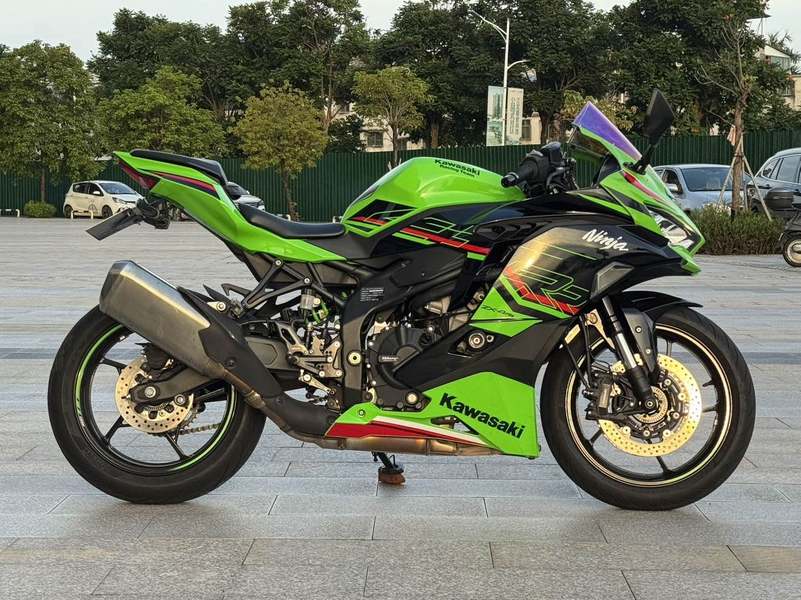 二手川崎ZX-4R
