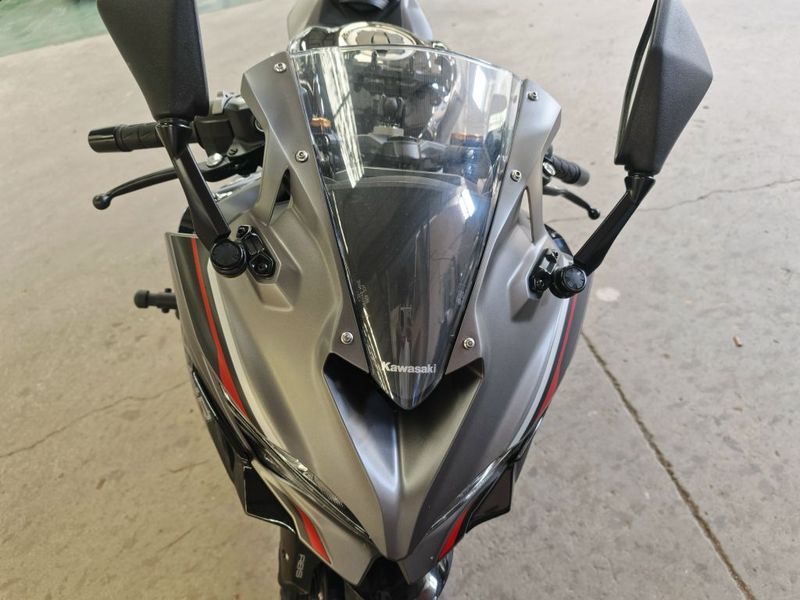 二手川崎ZX-4R