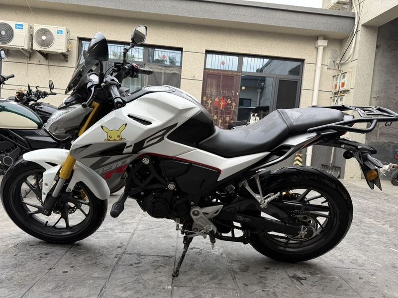 二手五羊本田CB190R 暴锋眼